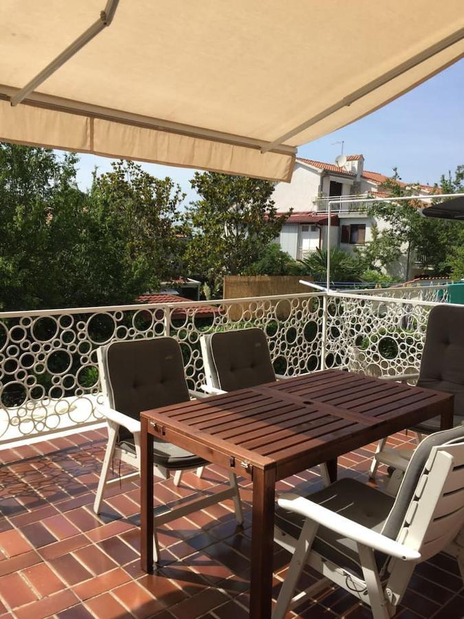 Apartament Domic Nijvice Zewnętrze zdjęcie